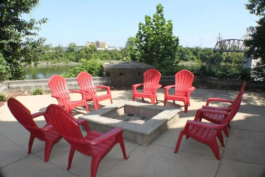 Apartment Downtown Nashville Riverfront Condo